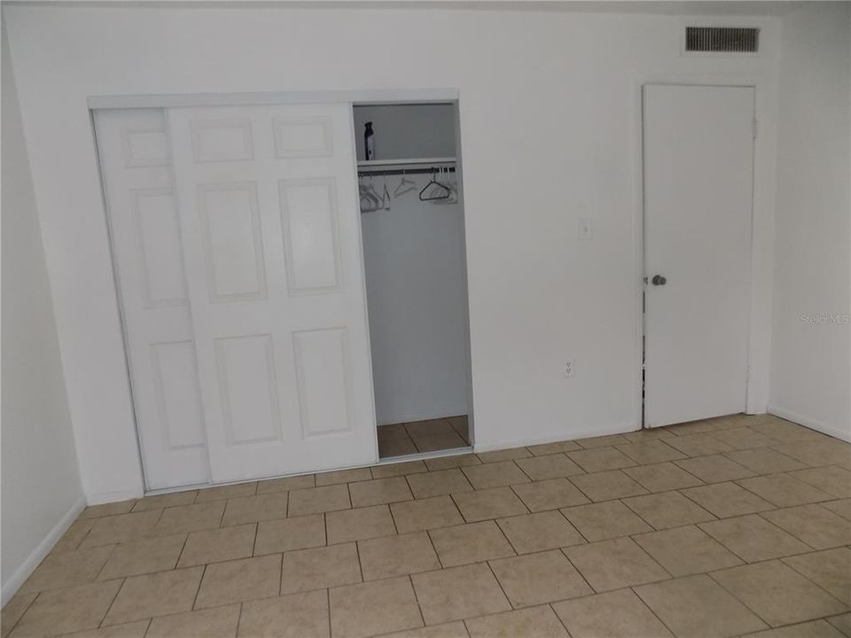 En Renta: $1,000 (1 camas, 1 baños, 876 Pies cuadrados)