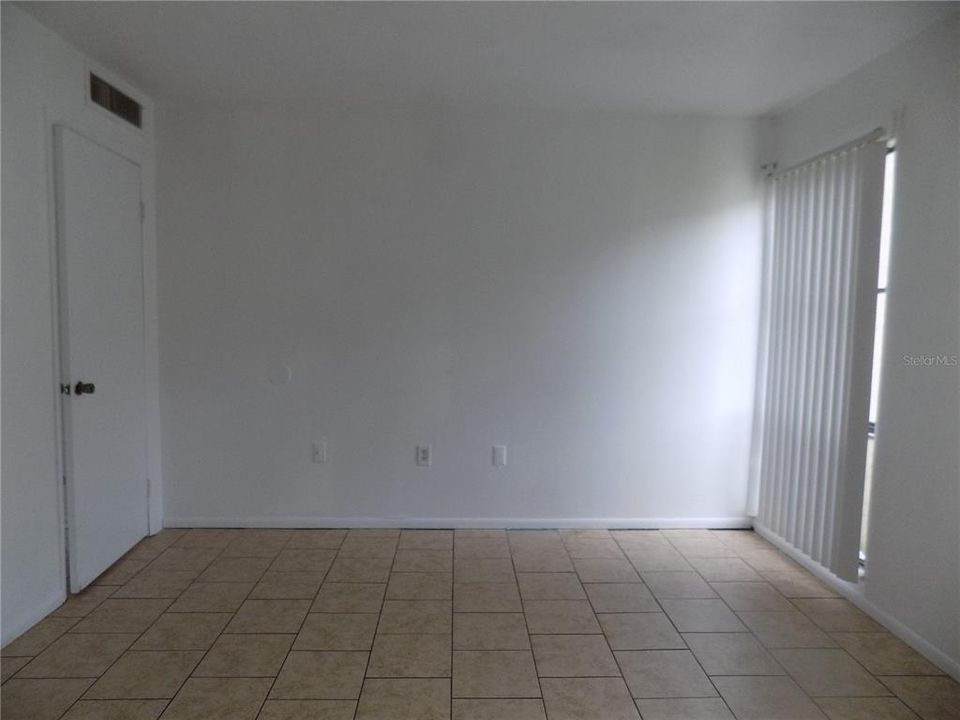 En Renta: $1,000 (1 camas, 1 baños, 876 Pies cuadrados)