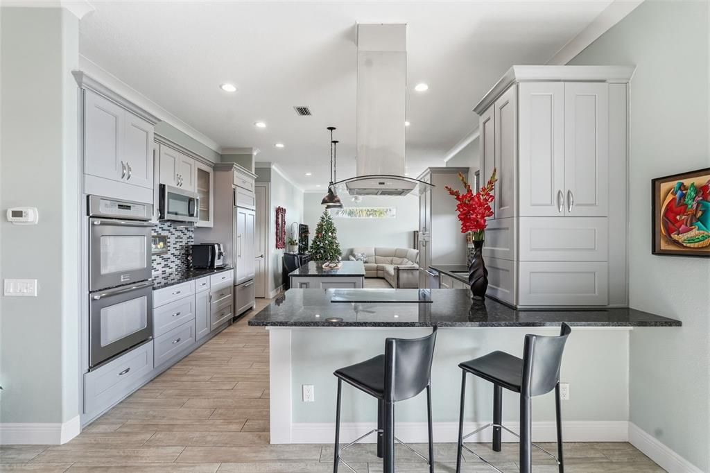 待售: $3,275,000 (3 贝兹, 2 浴室, 2513 平方英尺)