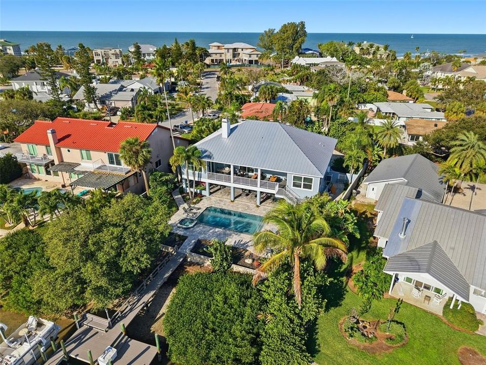 待售: $3,275,000 (3 贝兹, 2 浴室, 2513 平方英尺)