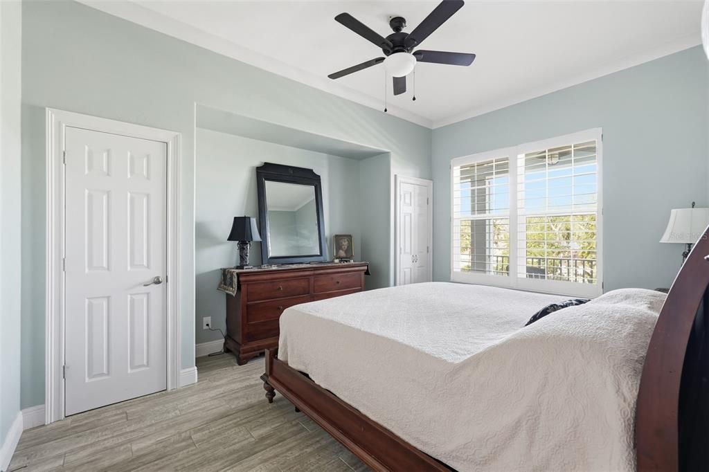 待售: $3,275,000 (3 贝兹, 2 浴室, 2513 平方英尺)