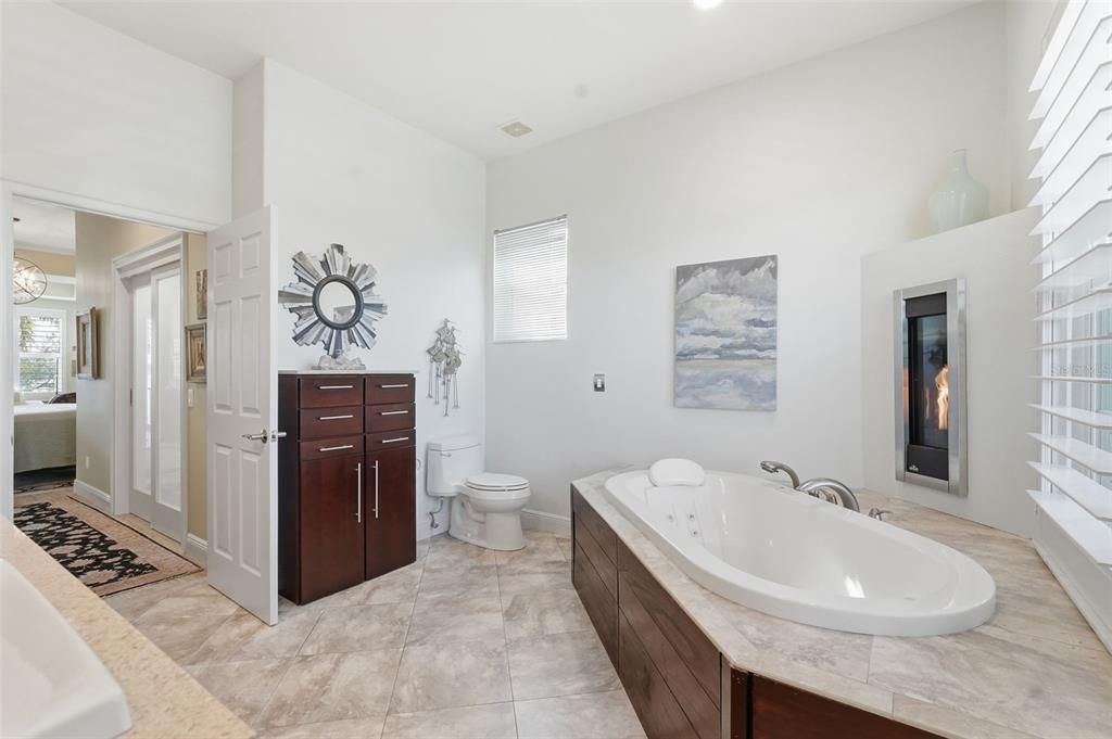 待售: $3,275,000 (3 贝兹, 2 浴室, 2513 平方英尺)