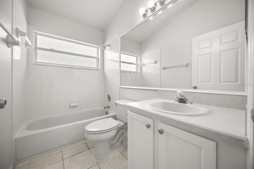 For Sale: $495,000 (5 beds, 4 baths, 2136 Square Feet)