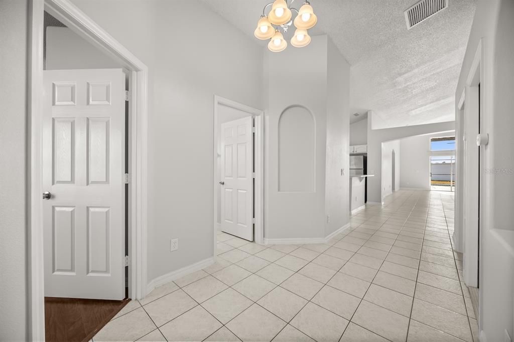 For Sale: $495,000 (5 beds, 4 baths, 2136 Square Feet)