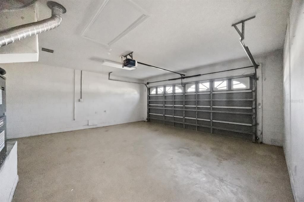 For Sale: $495,000 (5 beds, 4 baths, 2136 Square Feet)