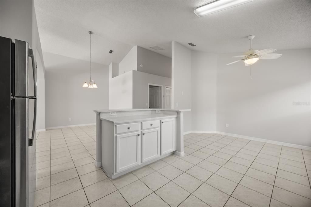 For Sale: $495,000 (5 beds, 4 baths, 2136 Square Feet)