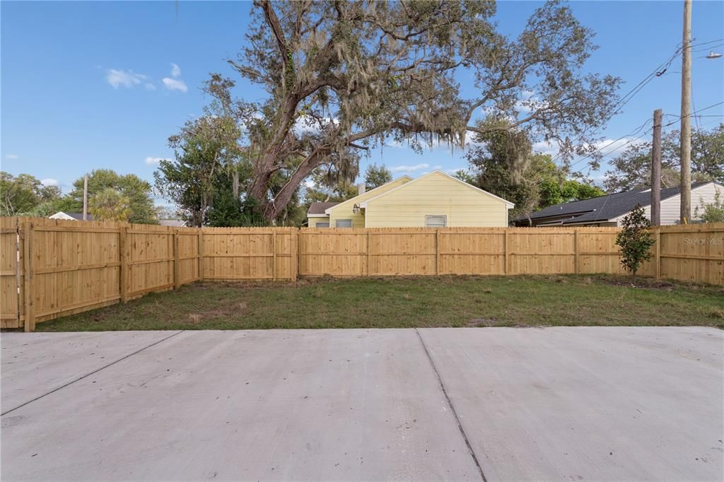 En Venta: $660,000 (4 camas, 2 baños, 2548 Pies cuadrados)