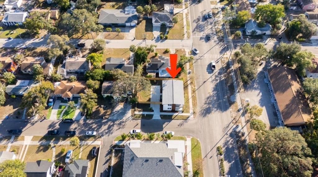 En Venta: $660,000 (4 camas, 2 baños, 2548 Pies cuadrados)