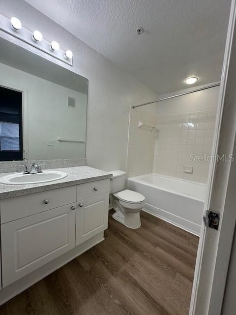 For Rent: $1,475 (2 beds, 2 baths, 1083 Square Feet)