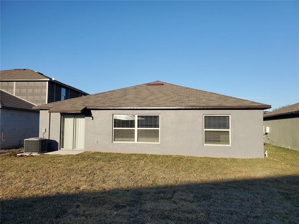 В аренду: $2,200 (4 спален, 2 ванн, 1915 Квадратных фут)