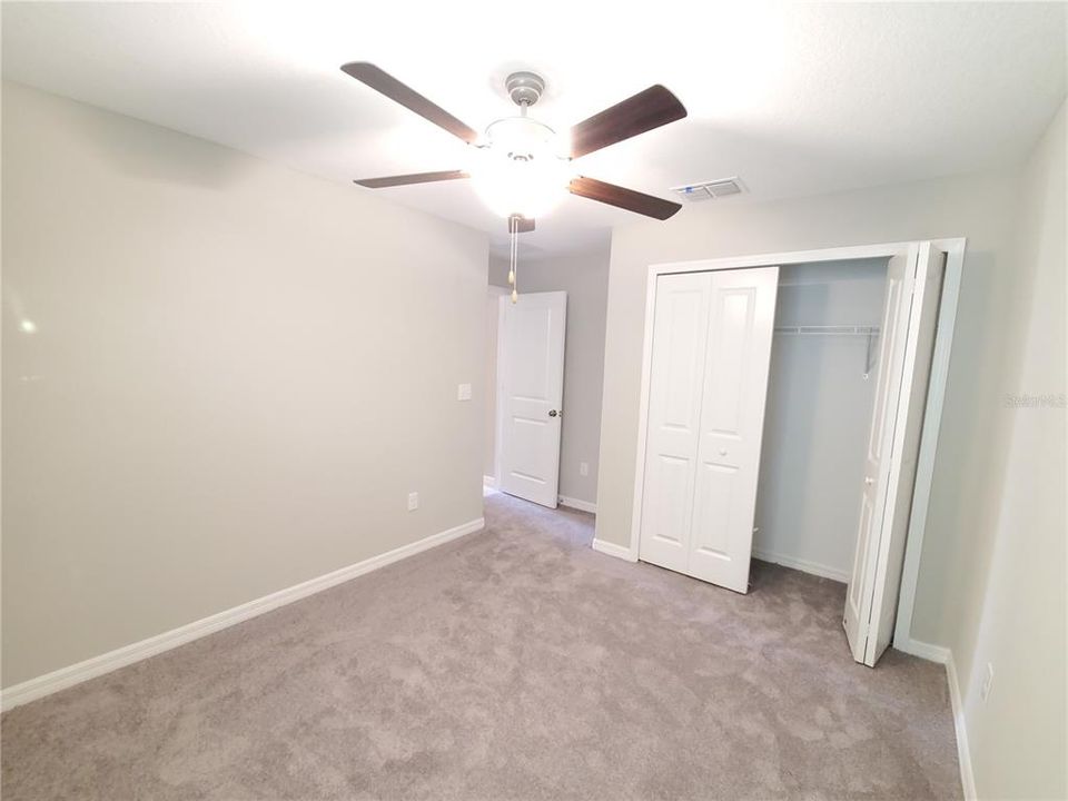 В аренду: $2,200 (4 спален, 2 ванн, 1915 Квадратных фут)