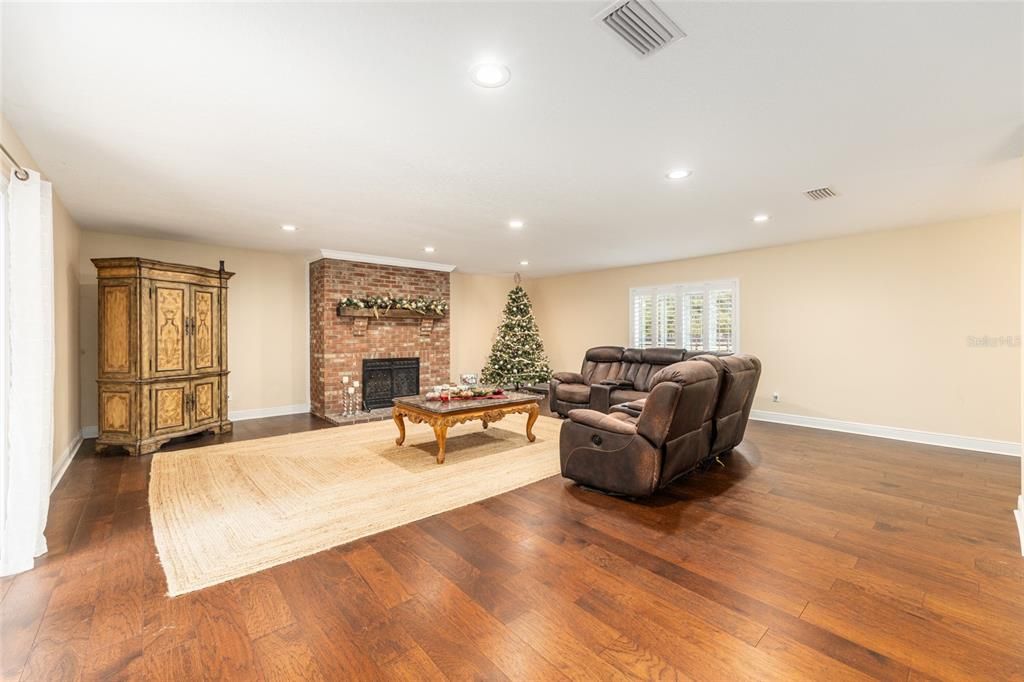 待售: $985,000 (4 贝兹, 3 浴室, 3723 平方英尺)