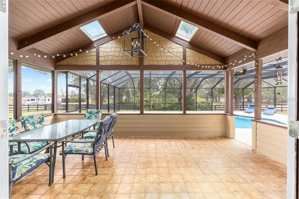 待售: $985,000 (4 贝兹, 3 浴室, 3723 平方英尺)