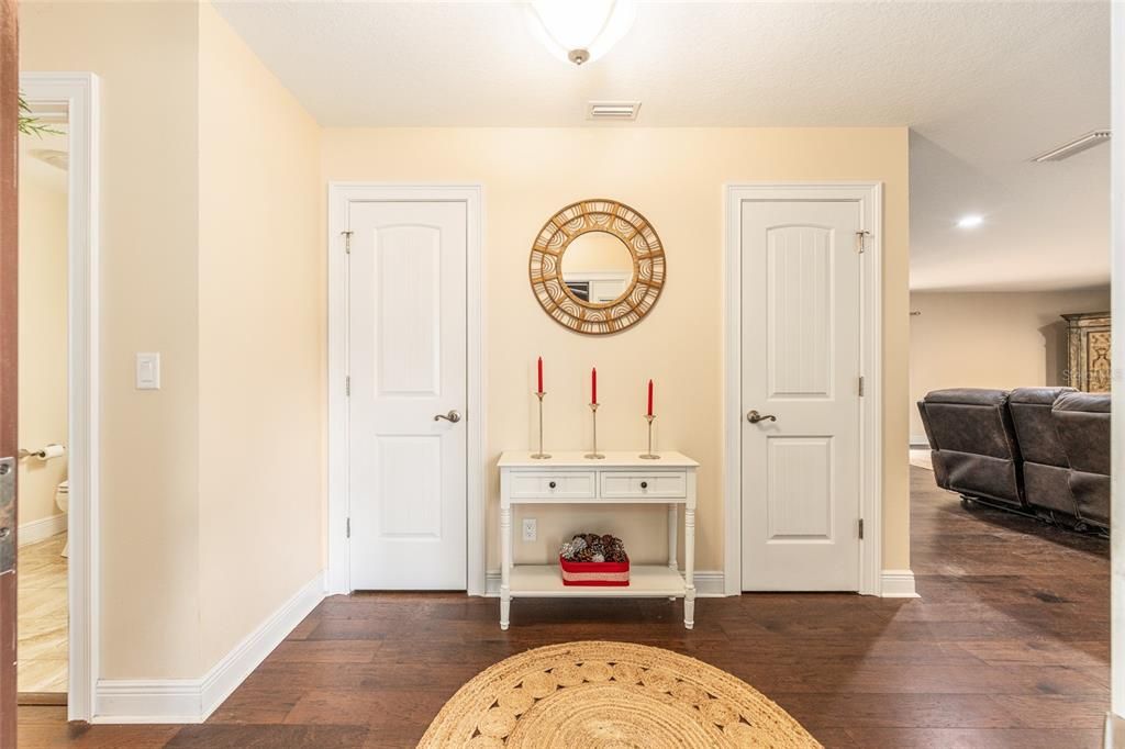 待售: $985,000 (4 贝兹, 3 浴室, 3723 平方英尺)