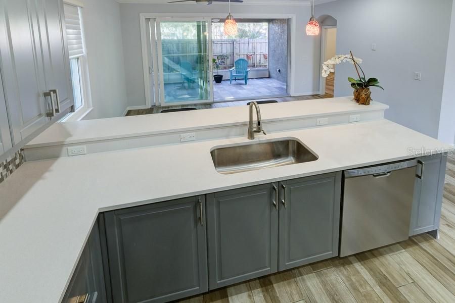 En Venta: $380,912 (2 camas, 2 baños, 1393 Pies cuadrados)