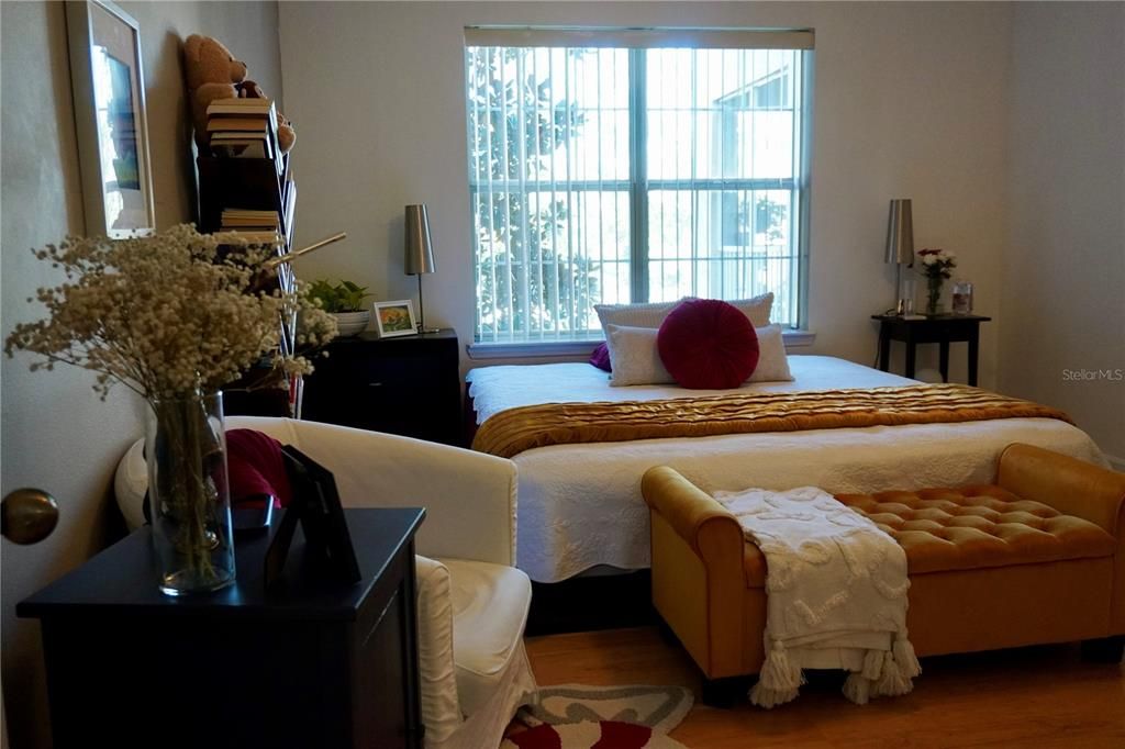 待售: $250,000 (3 贝兹, 2 浴室, 1351 平方英尺)