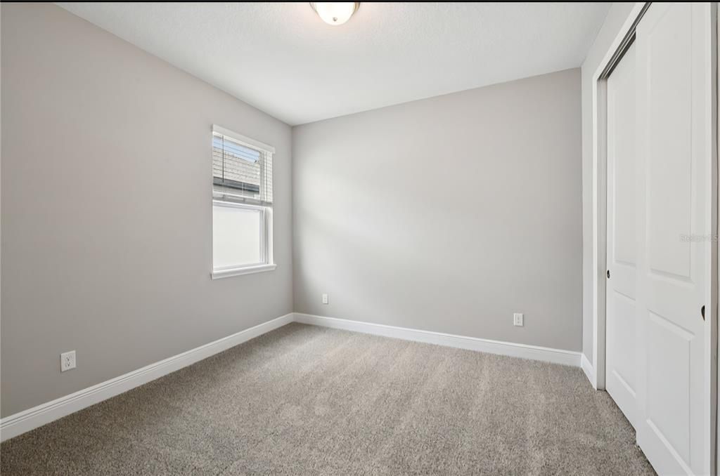 В аренду: $2,667 (4 спален, 2 ванн, 1908 Квадратных фут)