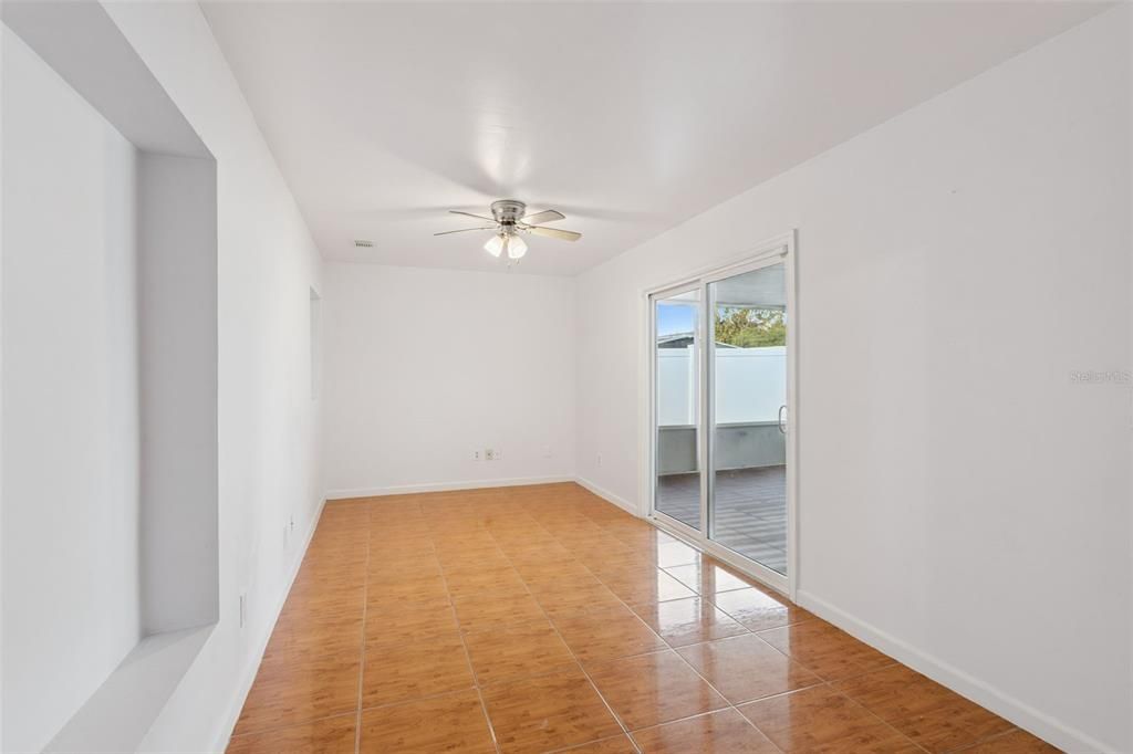 出租: $2,300 (3 贝兹, 2 浴室, 1442 平方英尺)