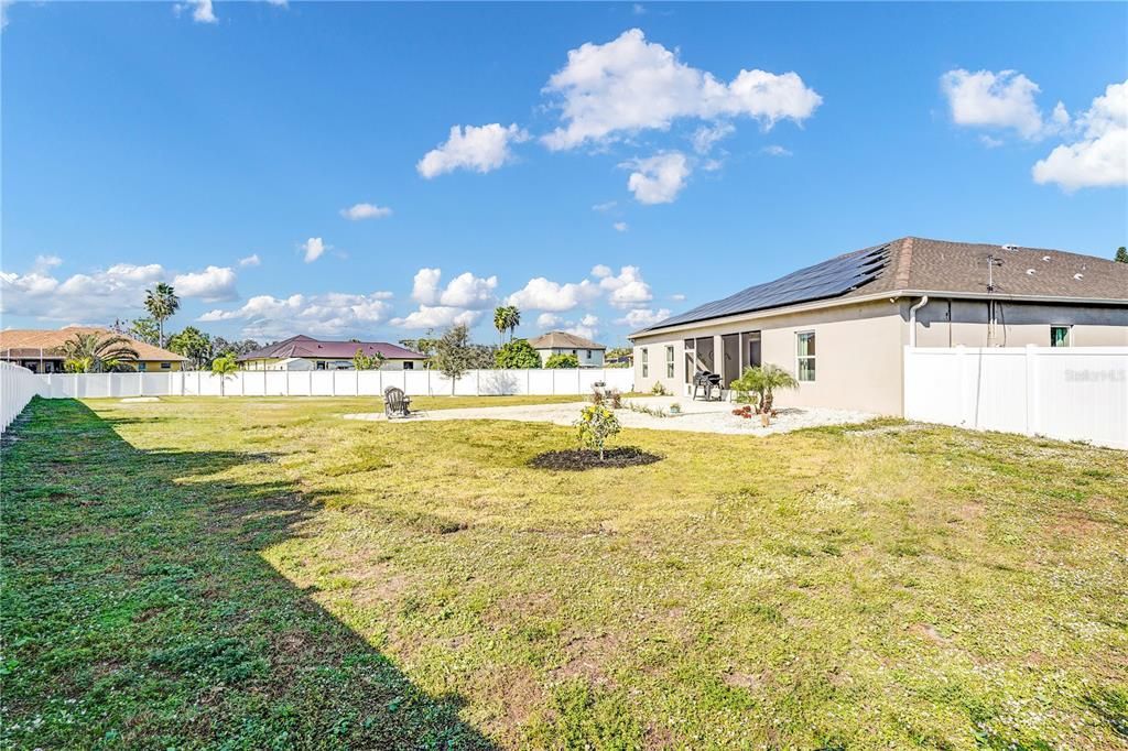 For Sale: $559,000 (4 beds, 3 baths, 2354 Square Feet)