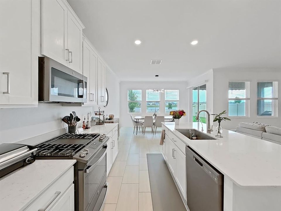 En Renta: $3,150 (4 camas, 2 baños, 2334 Pies cuadrados)