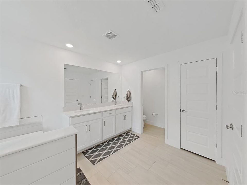 En Renta: $3,150 (4 camas, 2 baños, 2334 Pies cuadrados)