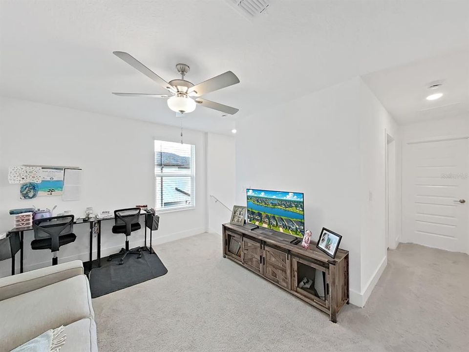 En Renta: $3,150 (4 camas, 2 baños, 2334 Pies cuadrados)