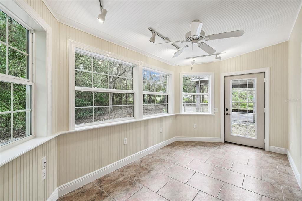 В аренду: $3,975 (4 спален, 2 ванн, 2489 Квадратных фут)