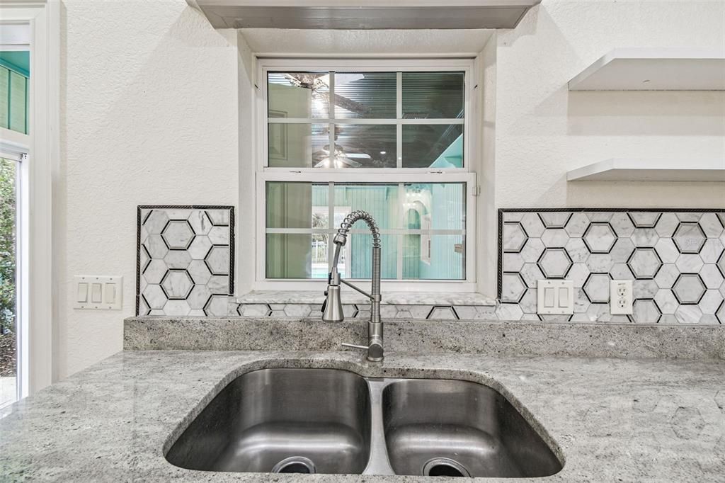 В аренду: $3,975 (4 спален, 2 ванн, 2489 Квадратных фут)