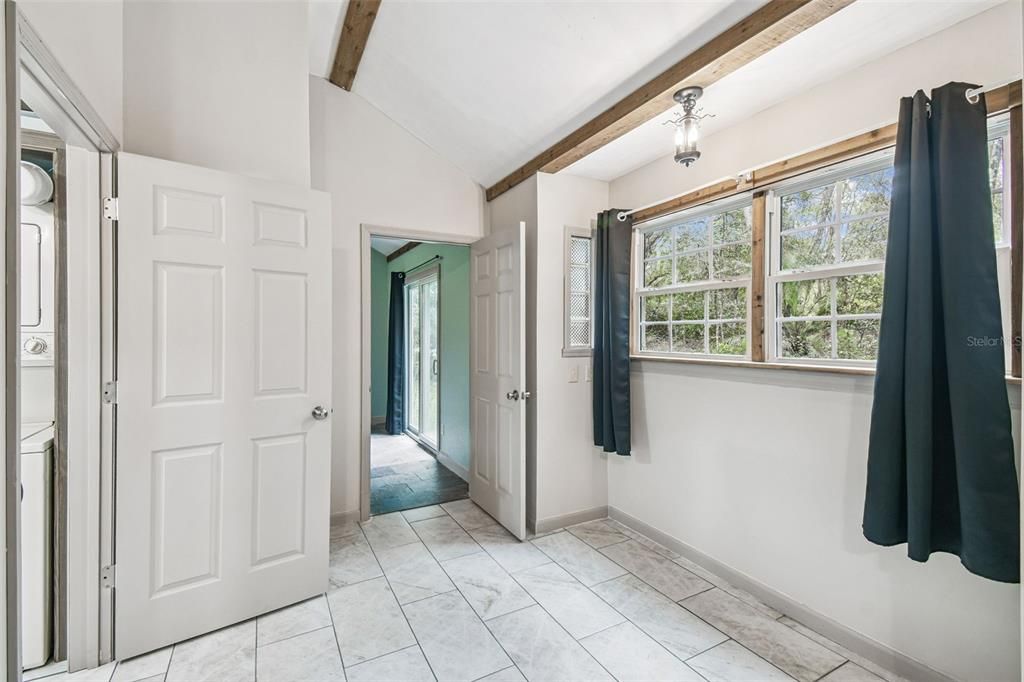 В аренду: $3,975 (4 спален, 2 ванн, 2489 Квадратных фут)