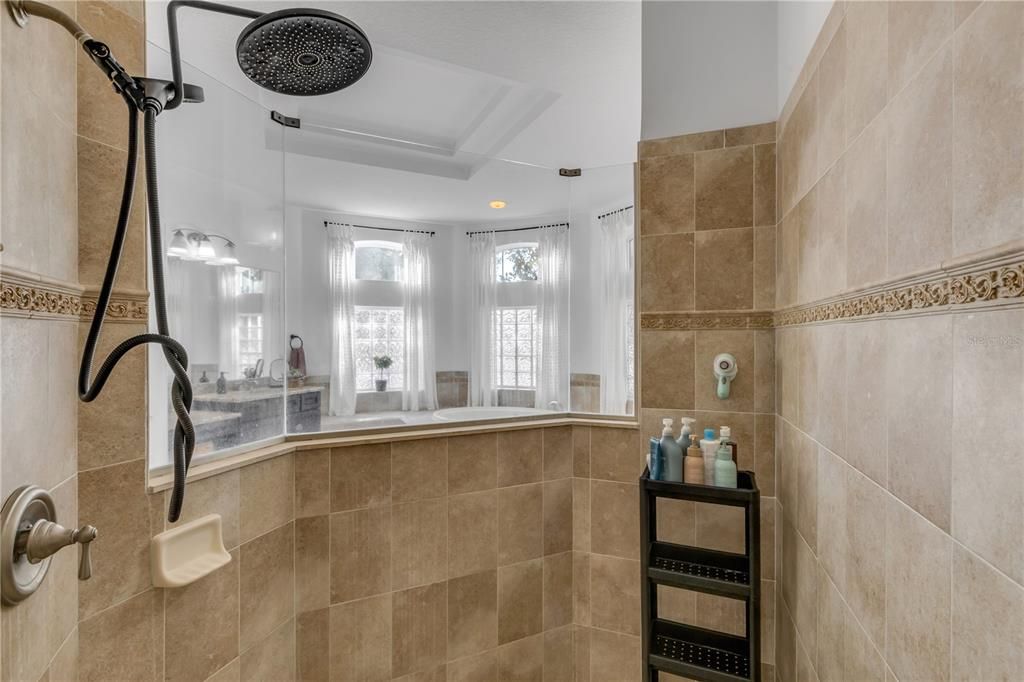 En Venta: $875,000 (5 camas, 4 baños, 3322 Pies cuadrados)