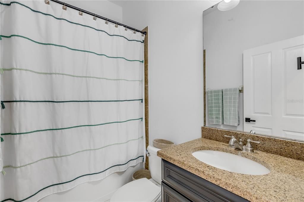 En Venta: $875,000 (5 camas, 4 baños, 3322 Pies cuadrados)