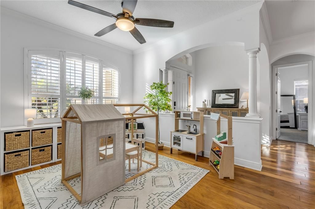 En Venta: $875,000 (5 camas, 4 baños, 3322 Pies cuadrados)