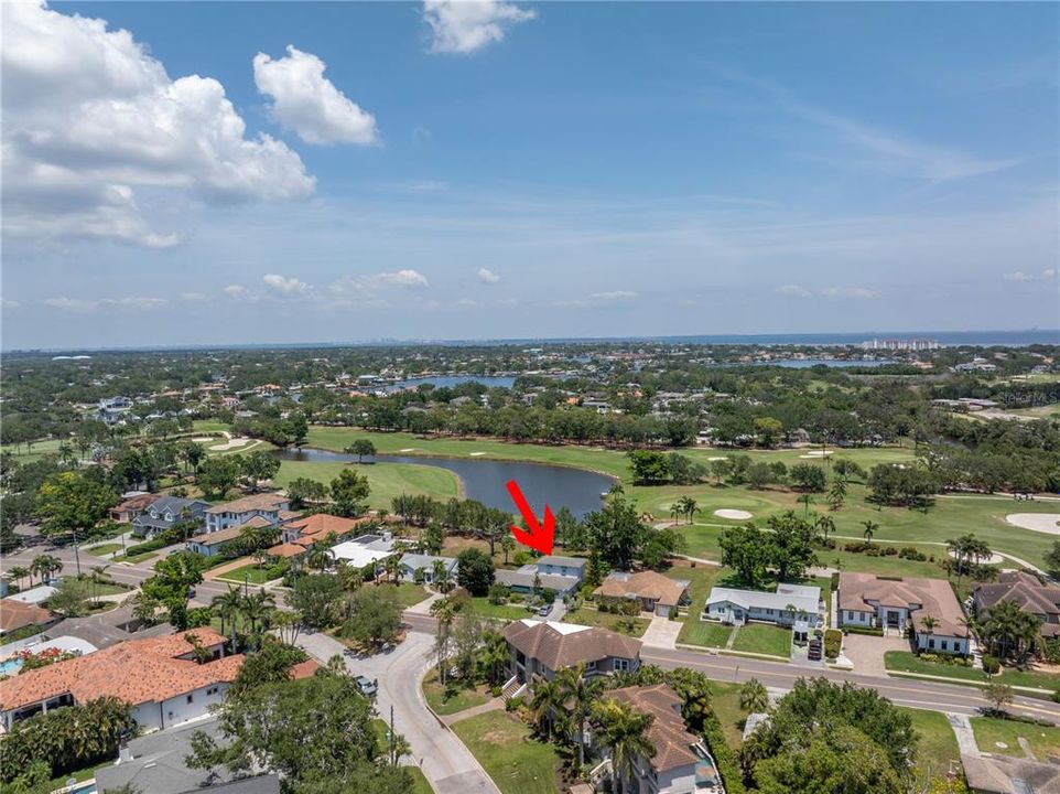 На продажу: $1,100,000 (0.26 acres)