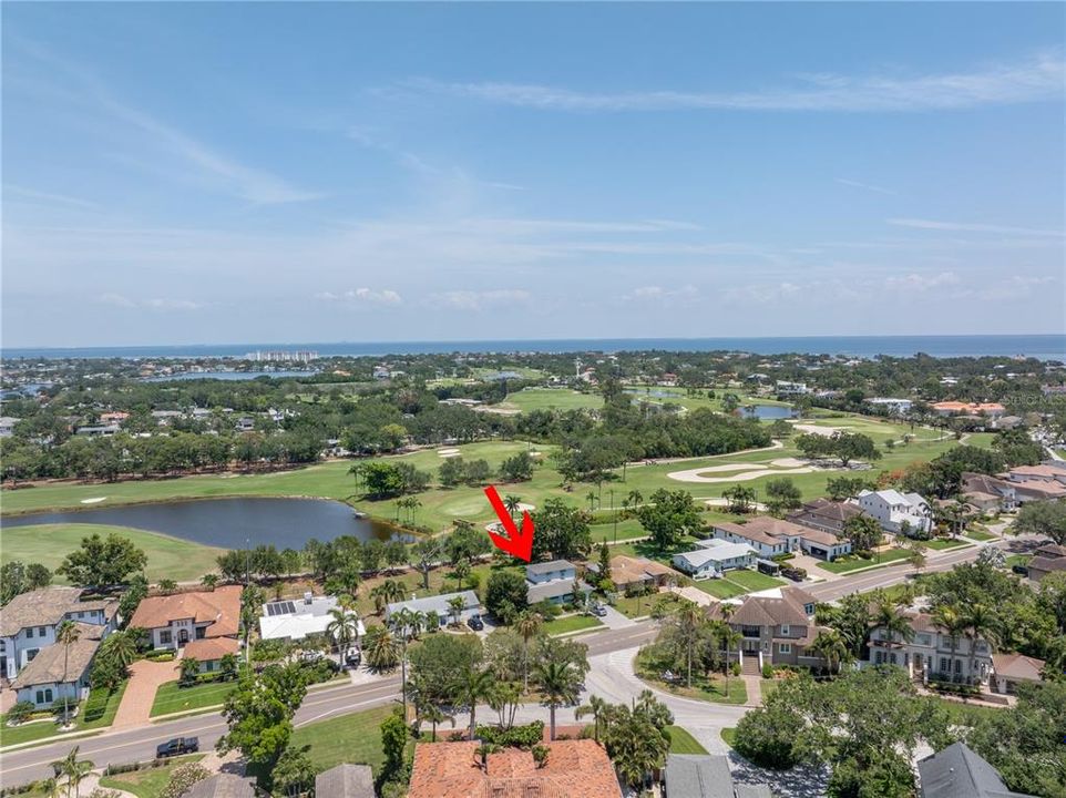 На продажу: $1,100,000 (0.26 acres)