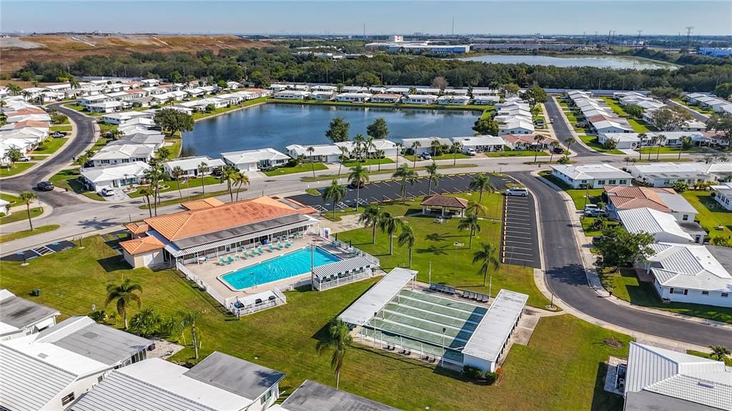 На продажу: $325,000 (2 спален, 2 ванн, 1400 Квадратных фут)