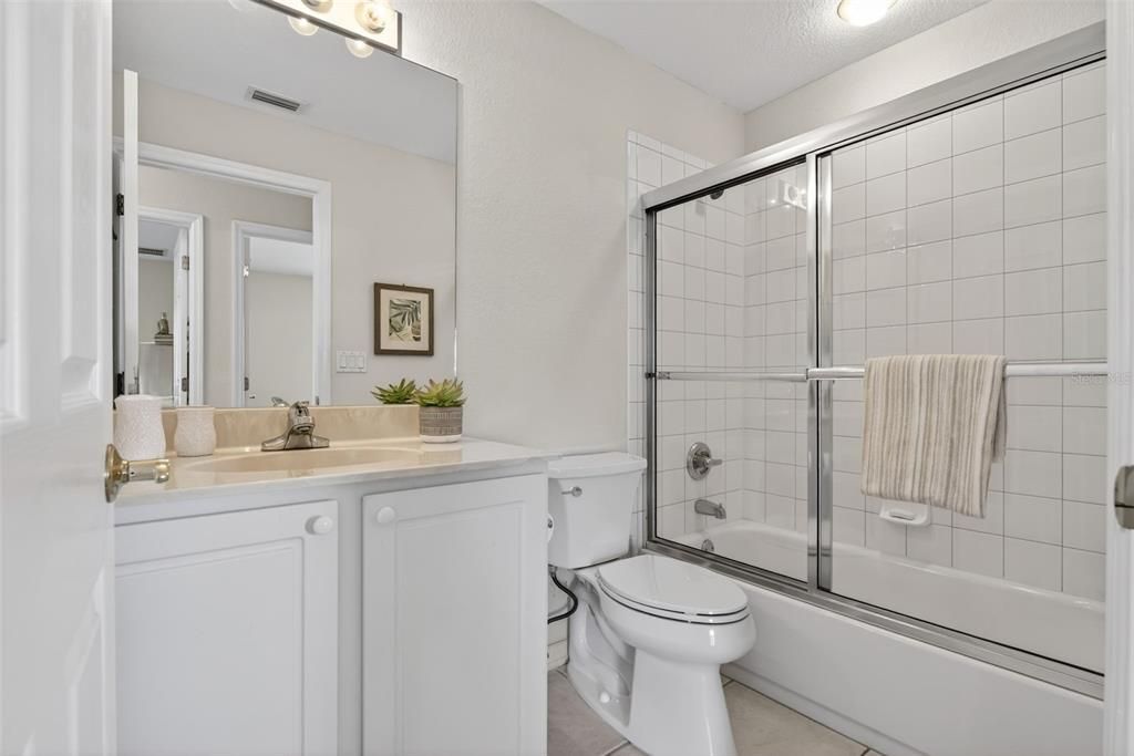 For Sale: $275,000 (3 beds, 2 baths, 1780 Square Feet)