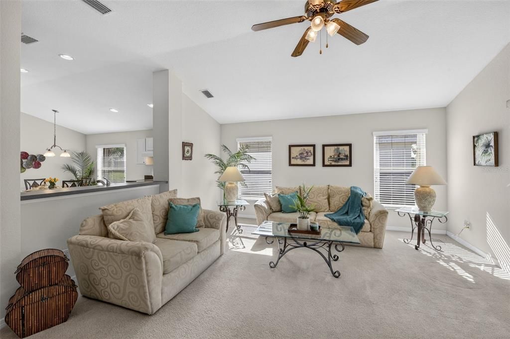 For Sale: $275,000 (3 beds, 2 baths, 1780 Square Feet)