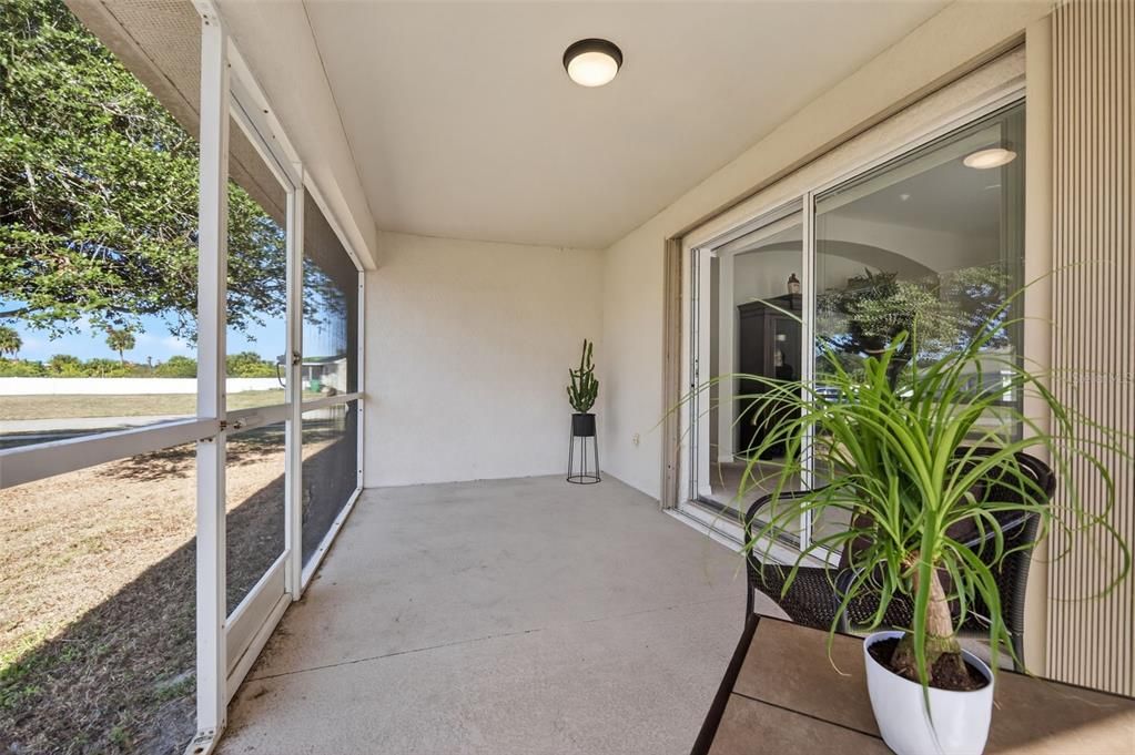 For Sale: $275,000 (3 beds, 2 baths, 1780 Square Feet)