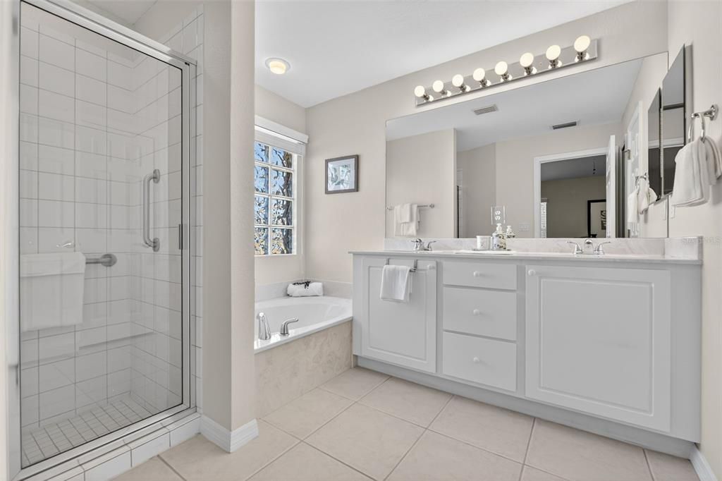 For Sale: $275,000 (3 beds, 2 baths, 1780 Square Feet)