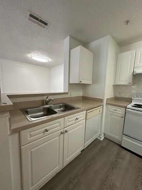 В аренду: $1,475 (2 спален, 2 ванн, 1083 Квадратных фут)