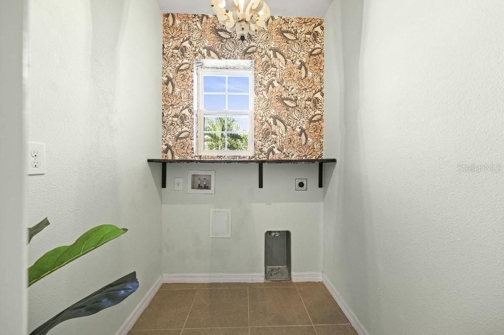 En Venta: $349,995 (3 camas, 2 baños, 1516 Pies cuadrados)