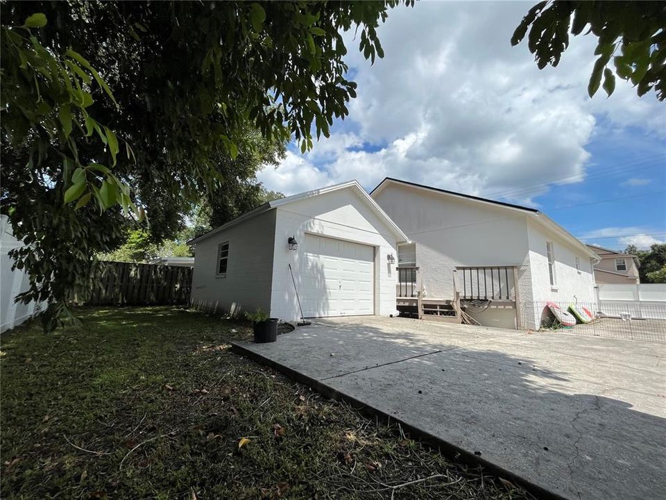 En Renta: $2,595 (3 camas, 2 baños, 1280 Pies cuadrados)