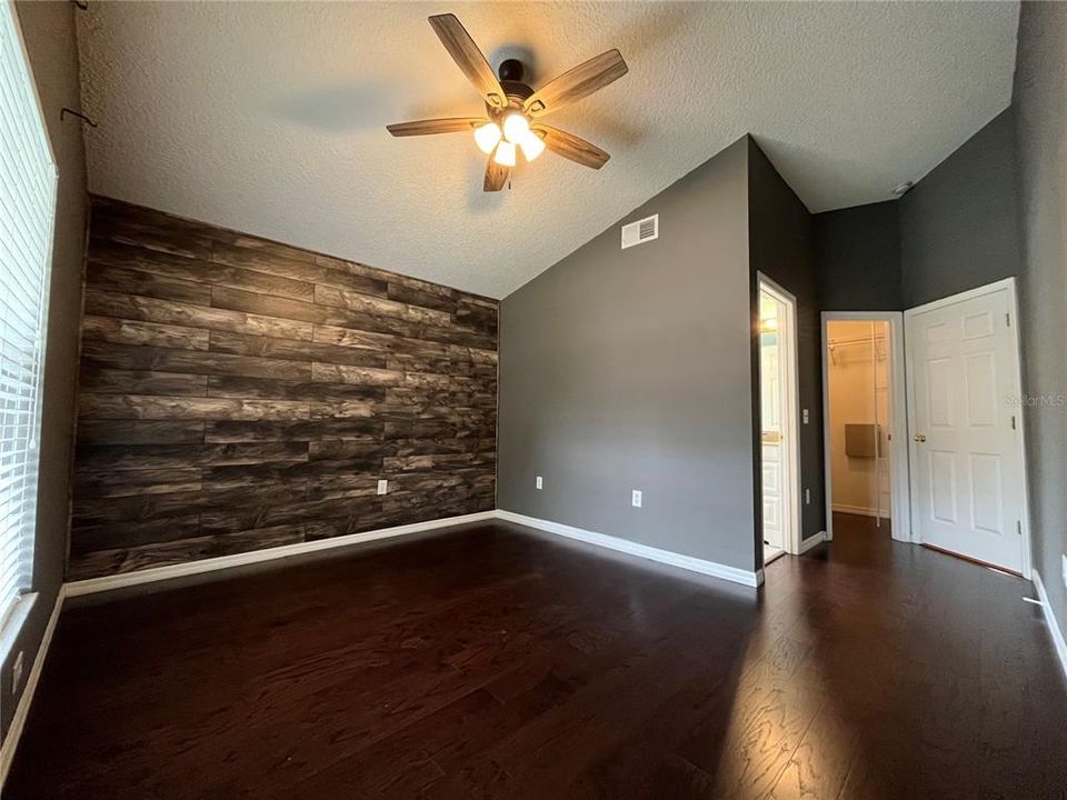 En Renta: $2,595 (3 camas, 2 baños, 1280 Pies cuadrados)