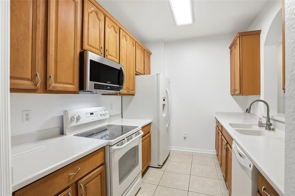 En Venta: $198,900 (3 camas, 2 baños, 1384 Pies cuadrados)