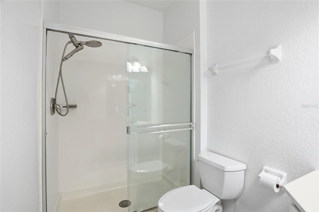 En Venta: $198,900 (3 camas, 2 baños, 1384 Pies cuadrados)