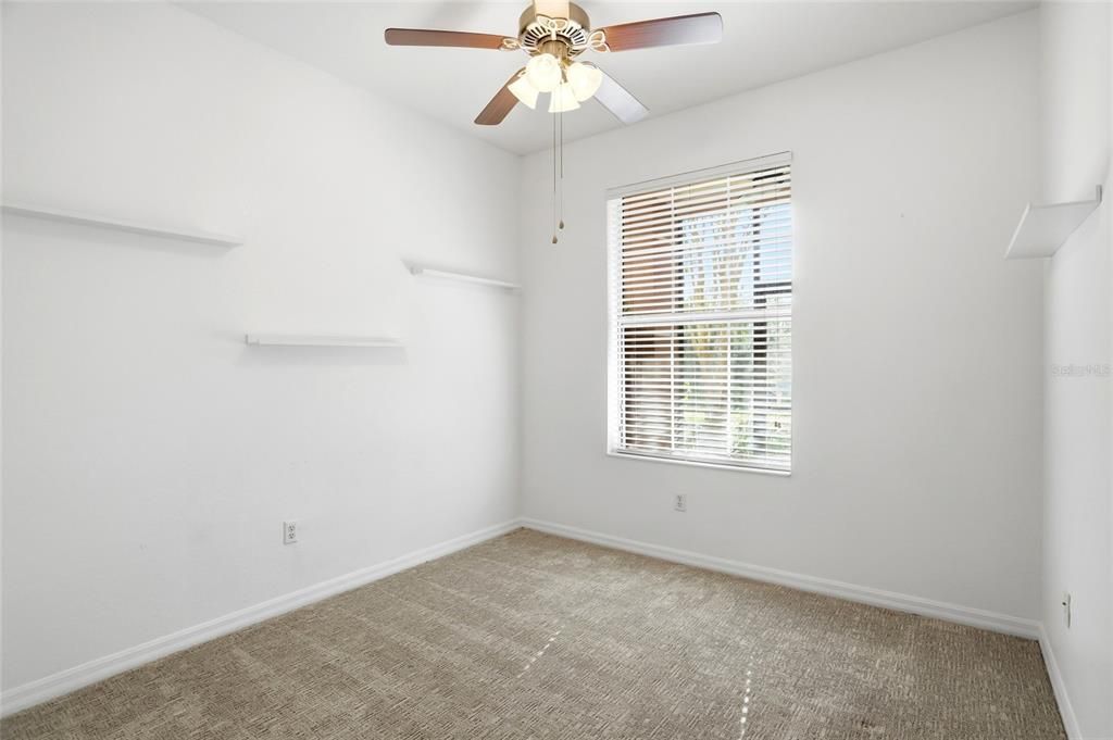 En Venta: $198,900 (3 camas, 2 baños, 1384 Pies cuadrados)