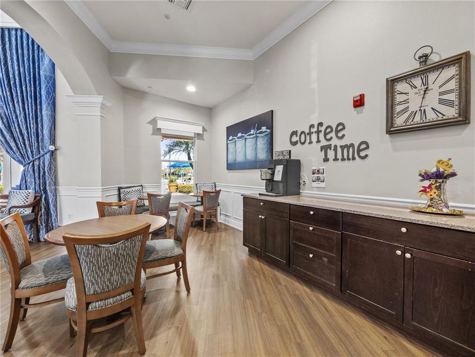 En Venta: $198,900 (3 camas, 2 baños, 1384 Pies cuadrados)