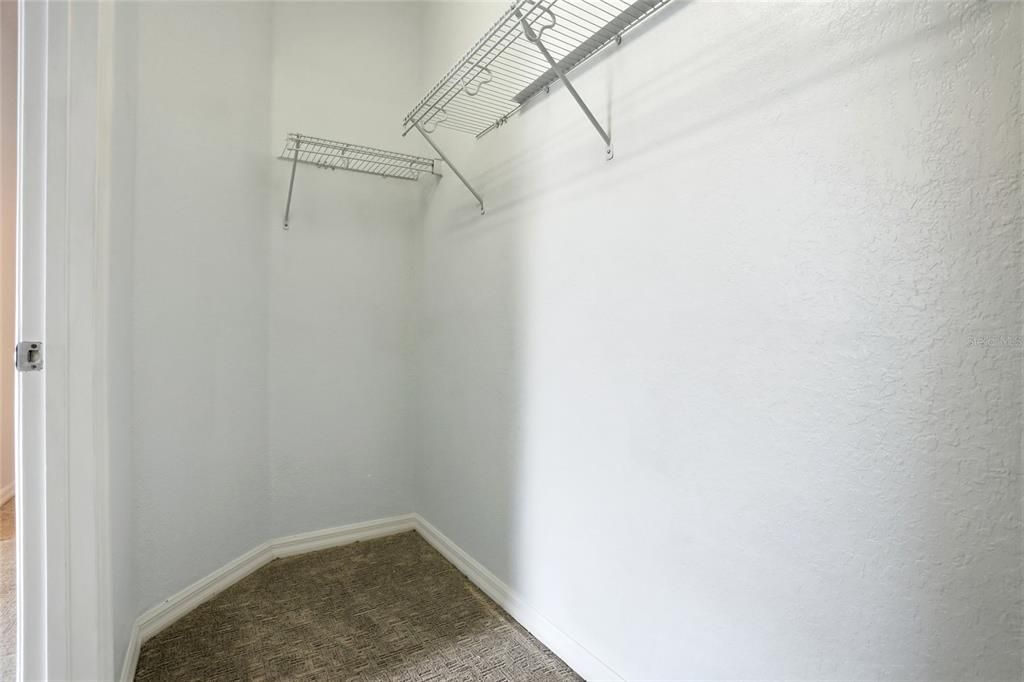 En Venta: $198,900 (3 camas, 2 baños, 1384 Pies cuadrados)