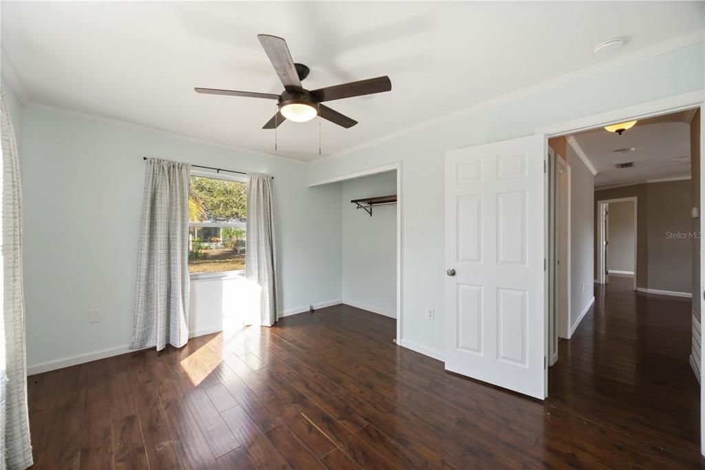 На продажу: $295,000 (2 спален, 2 ванн, 1190 Квадратных фут)