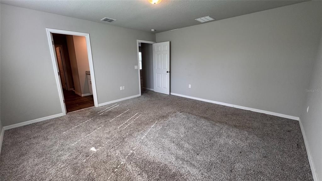 待售: $385,000 (3 贝兹, 2 浴室, 1724 平方英尺)